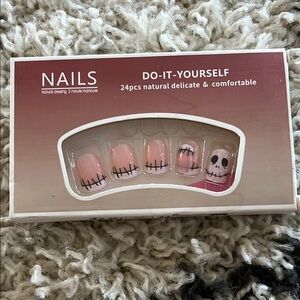 DIY Skull Nail Art Set - Pink and Black